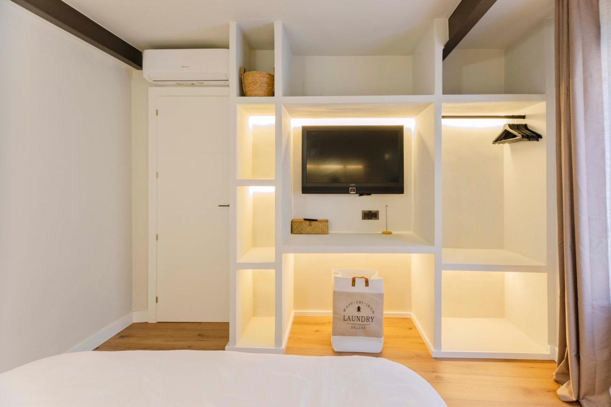 Apartamento Acogedor Frente A Mercat Central Valencia Exterior photo